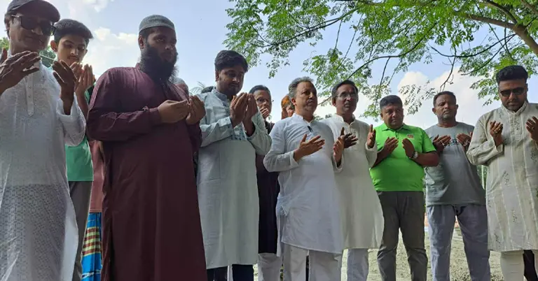 আবরারের কবরের পাশে এনসিপির নেতারা